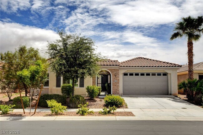 Foto del edificio - 8216 Imperial Lakes St