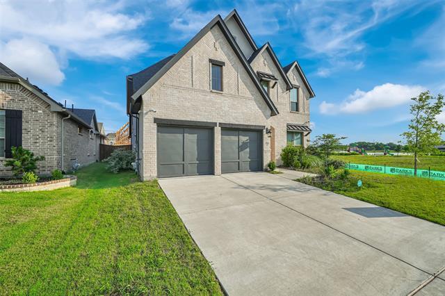 Foto del edificio - 511 Yellow Rose Ln