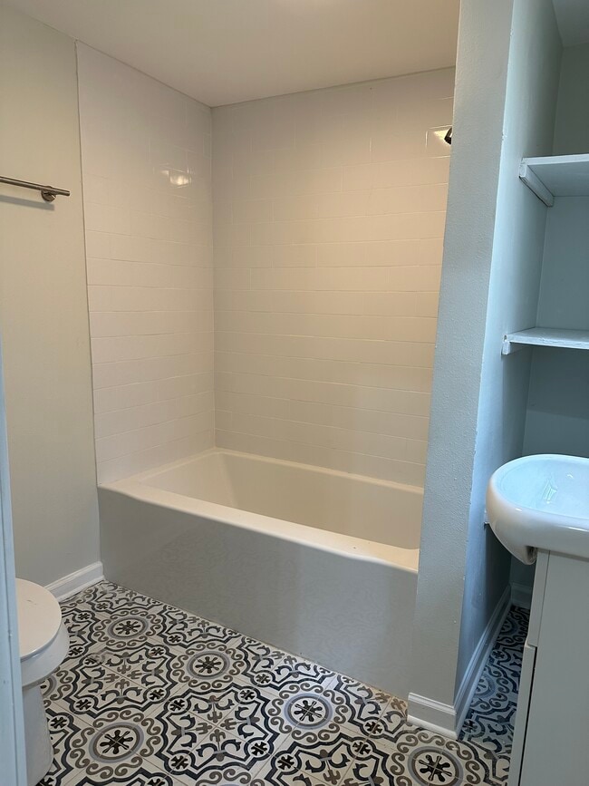 Foto del edificio - 2311 Dabadie St