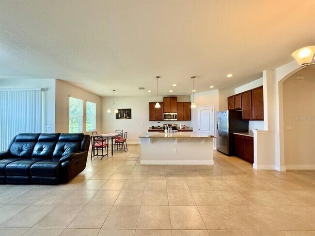 Building Photo - 18625 Hunters Meadow Walk