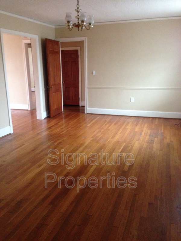 Foto del edificio - 534 Logan St