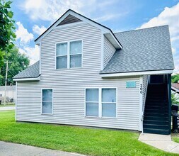 Building Photo - 200 N 18th St