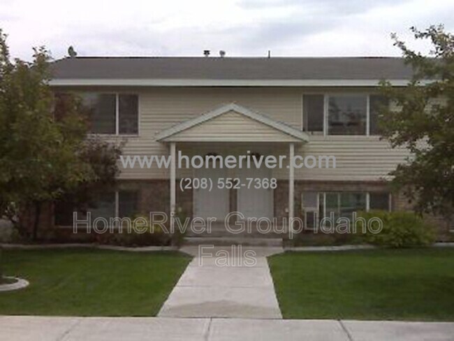 Building Photo - 2470 Virlow St