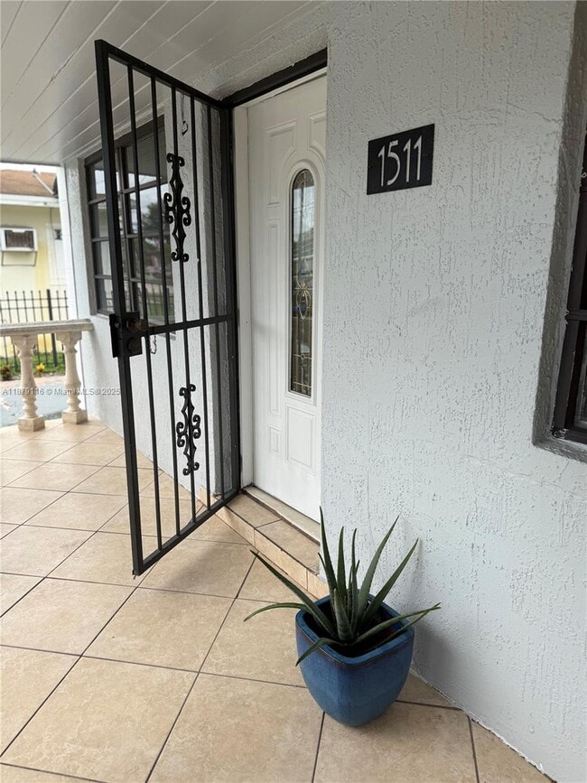 Building Photo - 1511 NW 45th St