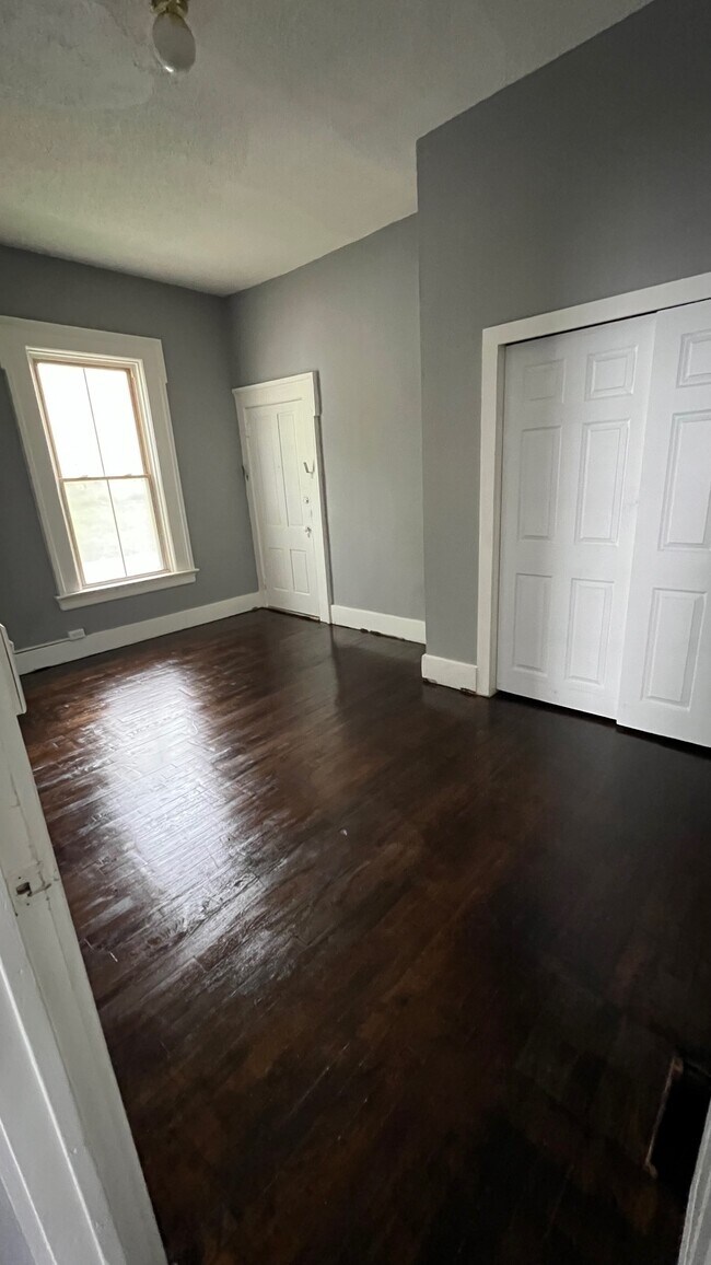 511-w-6th-st-unit-4-davenport-ia-52803-apartments-in-davenport-ia