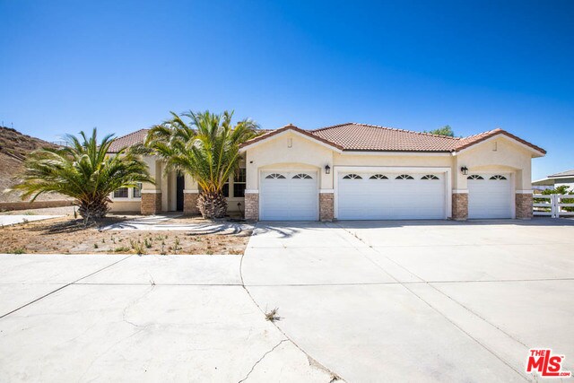 Building Photo - 2302 Malia Ct