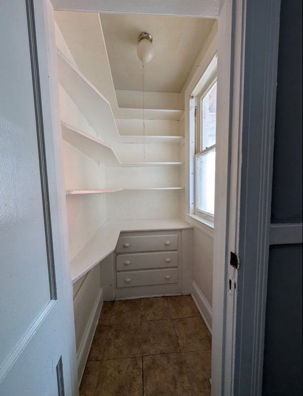 Foto del edificio - 1069 Capitol Ave