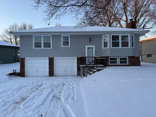 Foto del edificio - 2916 Iva Dr