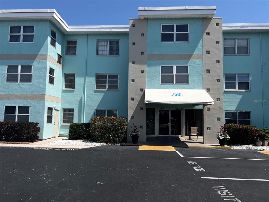 11447 Park Blvd Unit 208, Seminole, FL 33772 Condo for Rent in Seminole, FL