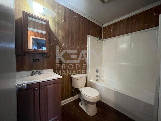 Building Photo - Three Bedroom Rental Home in Lafayette!