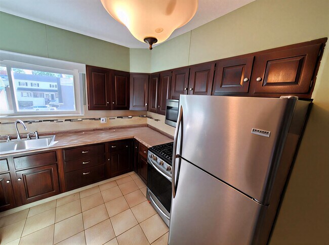 Foto del edificio - 93 Meridian St