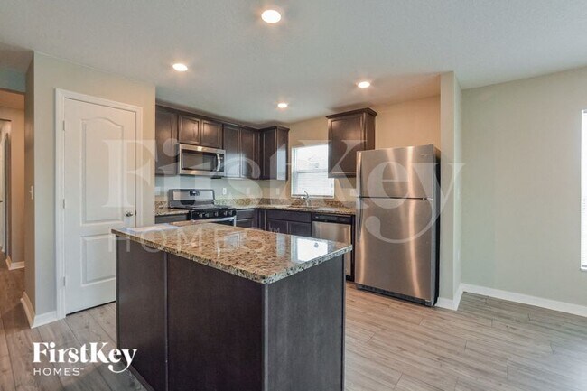 Building Photo - 437 Kensington View Dr