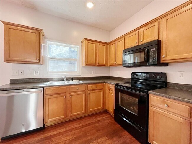 Foto del edificio - 4129 Magnolia Glen Walk