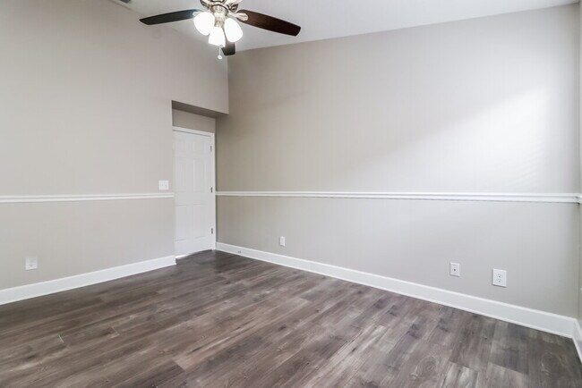 Foto del edificio - 10915 Brucehaven Dr