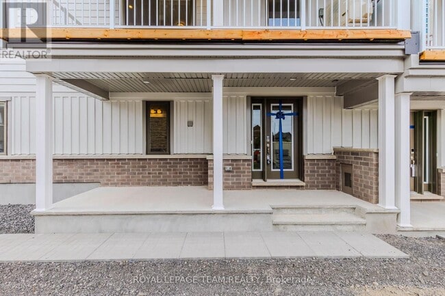 Building Photo - 805 Kinstead Private