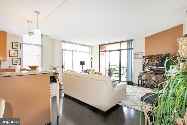 Foto del edificio - 3600 S Glebe Rd