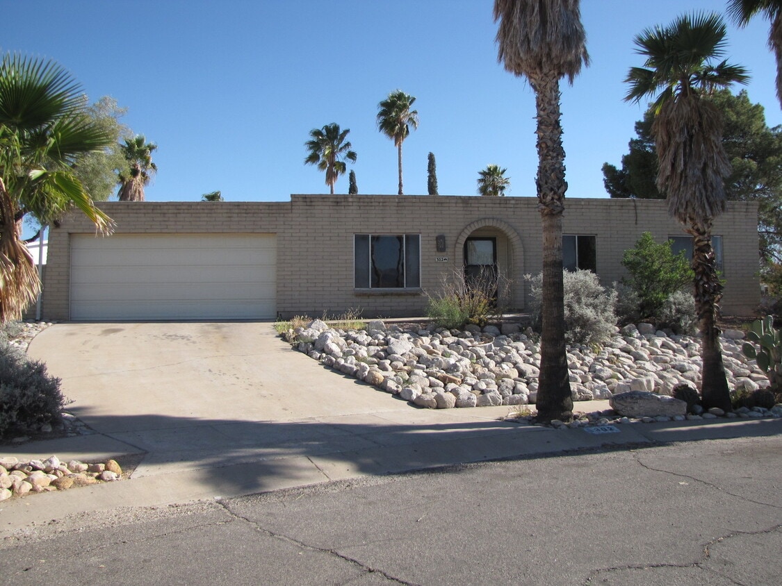 302 N Banff Ave, Tucson, AZ 85748 House Rental in Tucson, AZ