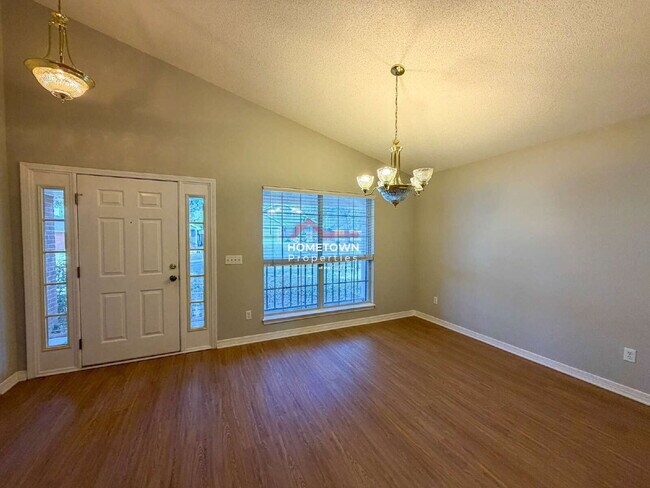 Building Photo - 7903 Cayenne Way