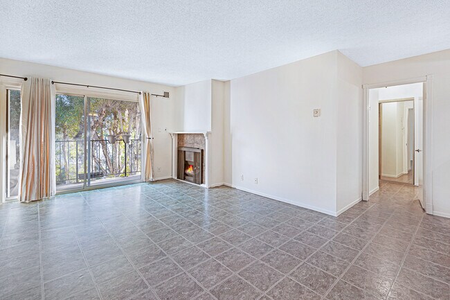 Foto del edificio - 8163 Redlands St