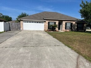 Building Photo - 1218 Summit Oaks Dr E