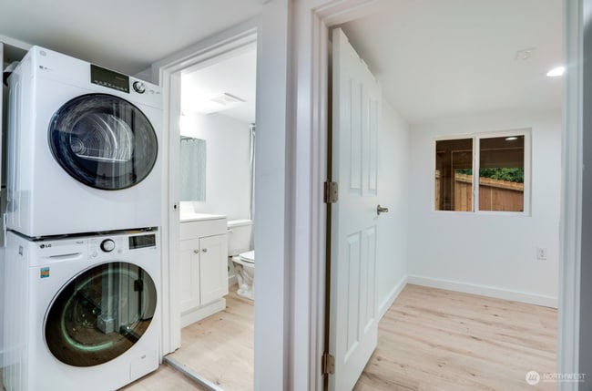 Foto del edificio - Private Property 2 BD, 2 BATH House!