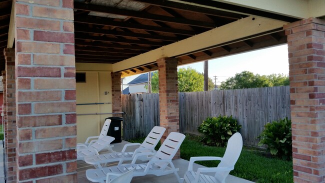 Lounge around pool area - 1302 Palo Blanco Dr