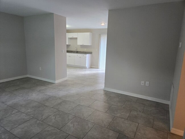 Foto del edificio - CPH Sebring LLC