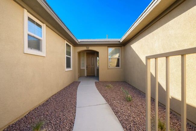 Building Photo - 73771 Picasso Dr