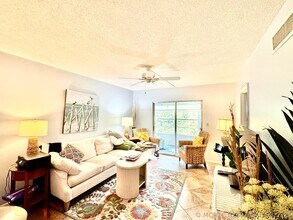 Building Photo - 1100 Ponce De Leon Cir