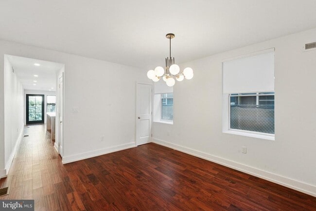 Building Photo - 2317 E Cumberland St