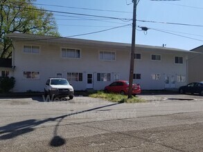 Building Photo - 130 Elm St