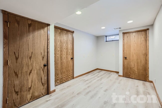 Foto del edificio - 19955 Chili Ave W