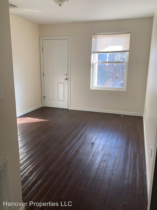 188 Tremont St, Fall River, MA 02720 Room for Rent in Fall River, MA