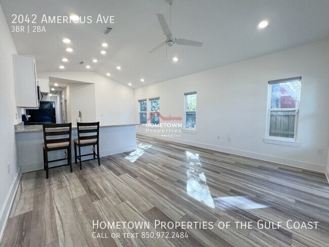 Building Photo - 3-Bedroom Home Minutes from NAS Pensacola