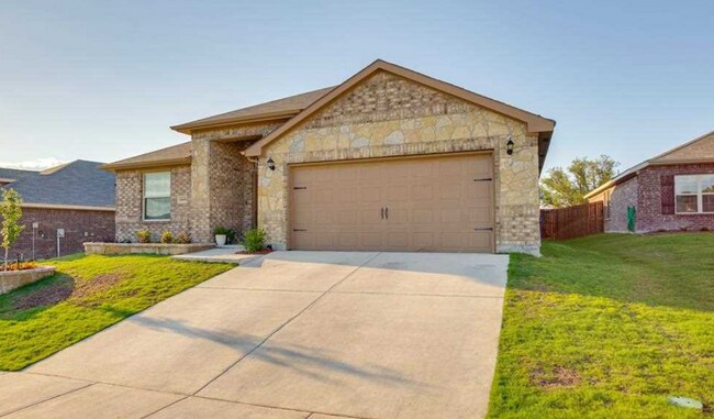 Building Photo - 10808 Live Oak Creek Dr