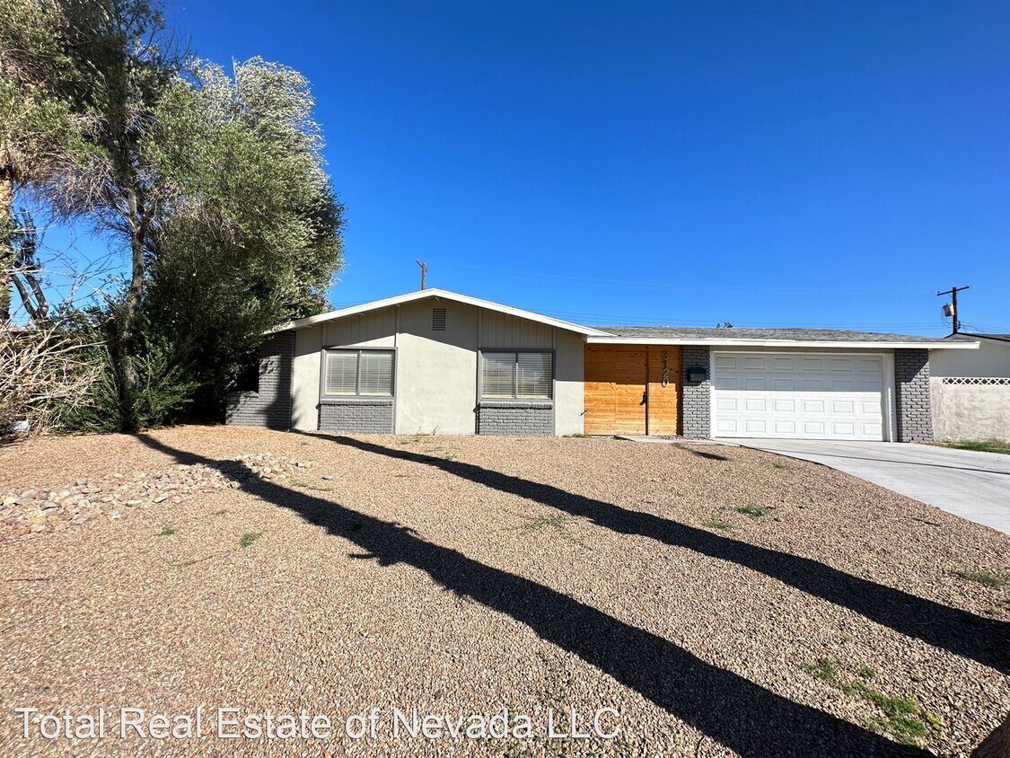 Primary Photo - 3 br, 2 bath House - 3120 Hebard Dr
