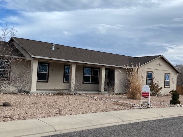 Foto principal - 883 Vineyard Ave