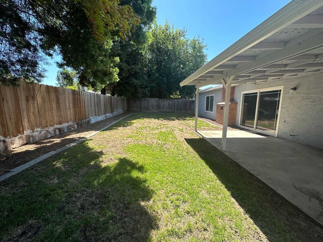 Building Photo - 3330 Bridal Veil Ct