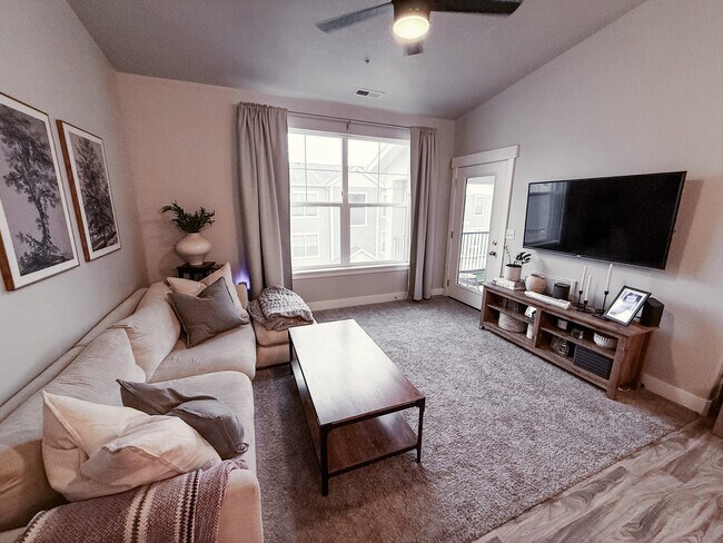 Foto del edificio - 13232 S Andros Ln