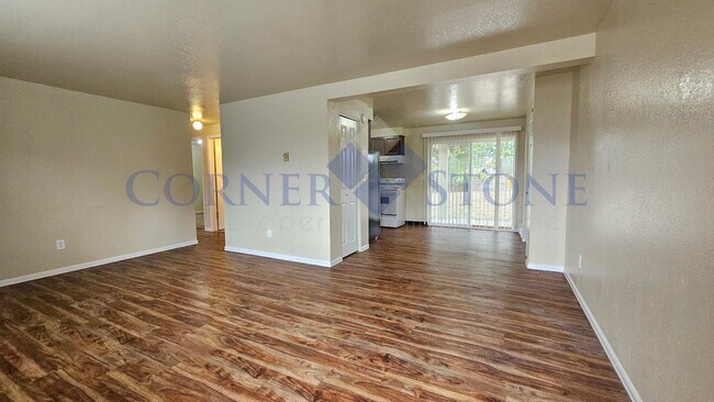 Foto del edificio - Great Apartment Near Everything!