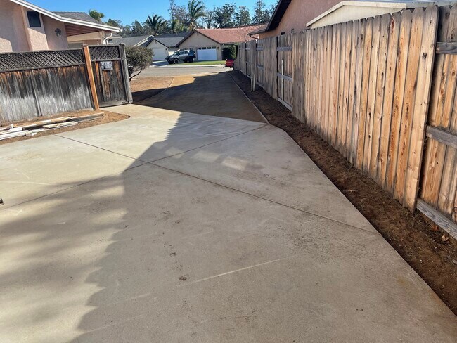 Foto del edificio - 522 Martita Plz