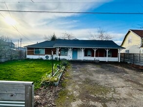 Building Photo - 520 Walnut St