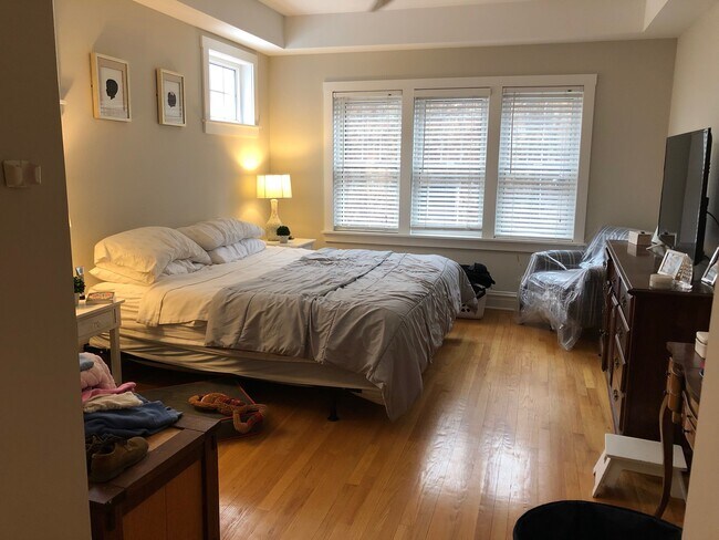 Foto del edificio - 4207 North Bell Avenue