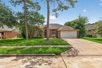 Building Photo - 7206 Glen Rosa Dr