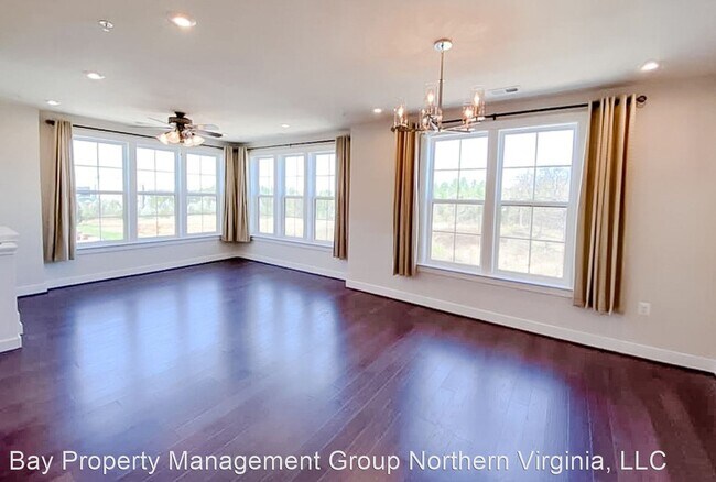 Building Photo - 2 br, 2 bath House - 2329 Wind Charm St #304