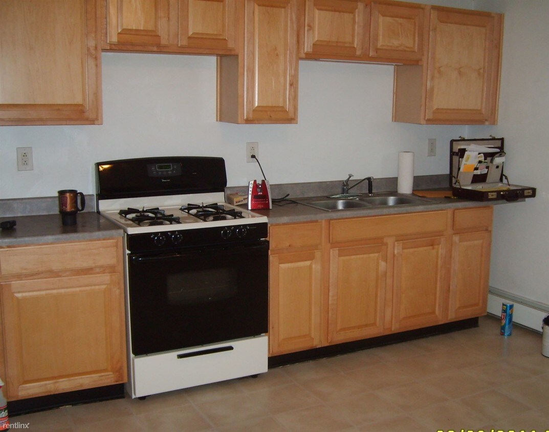 1048 Brackenridge Ave, Brackenridge, PA 15014 Condo for Rent in