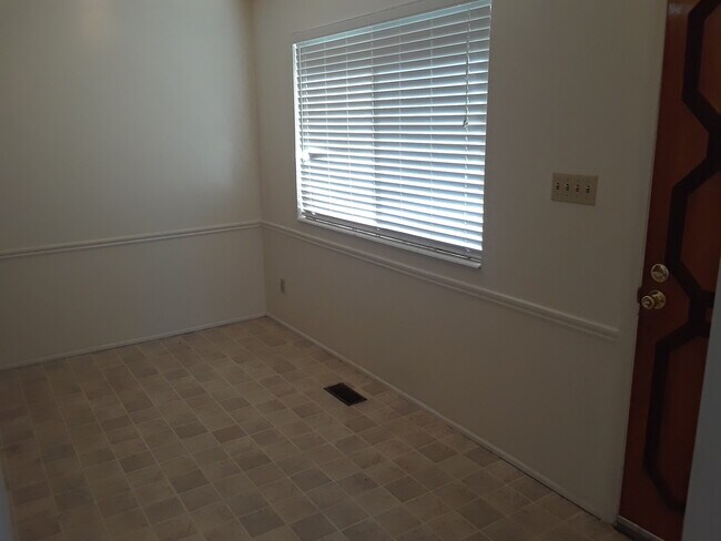 Foto del edificio - 324 S 500 E St