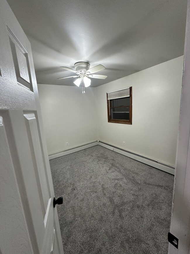 Foto del edificio - 5271 Concord Ave