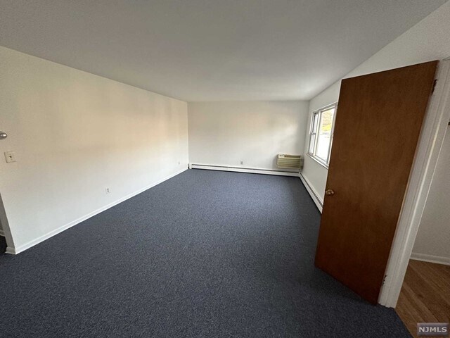 Building Photo - 453 7th St