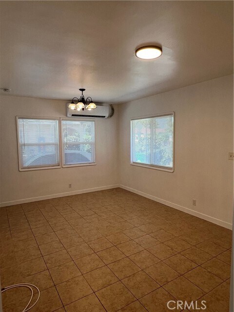 Foto del edificio - 11326 Forest Grove St